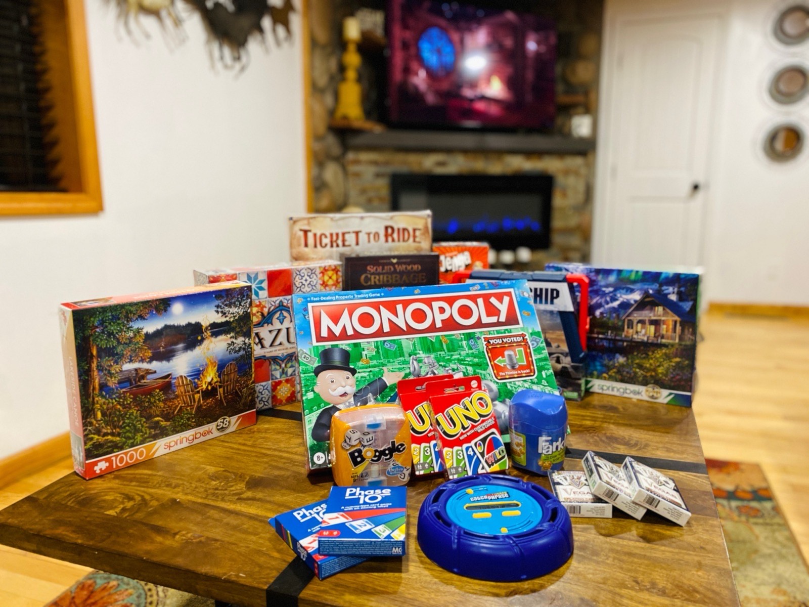 Board games at Mohave Cabin with a Treehouse