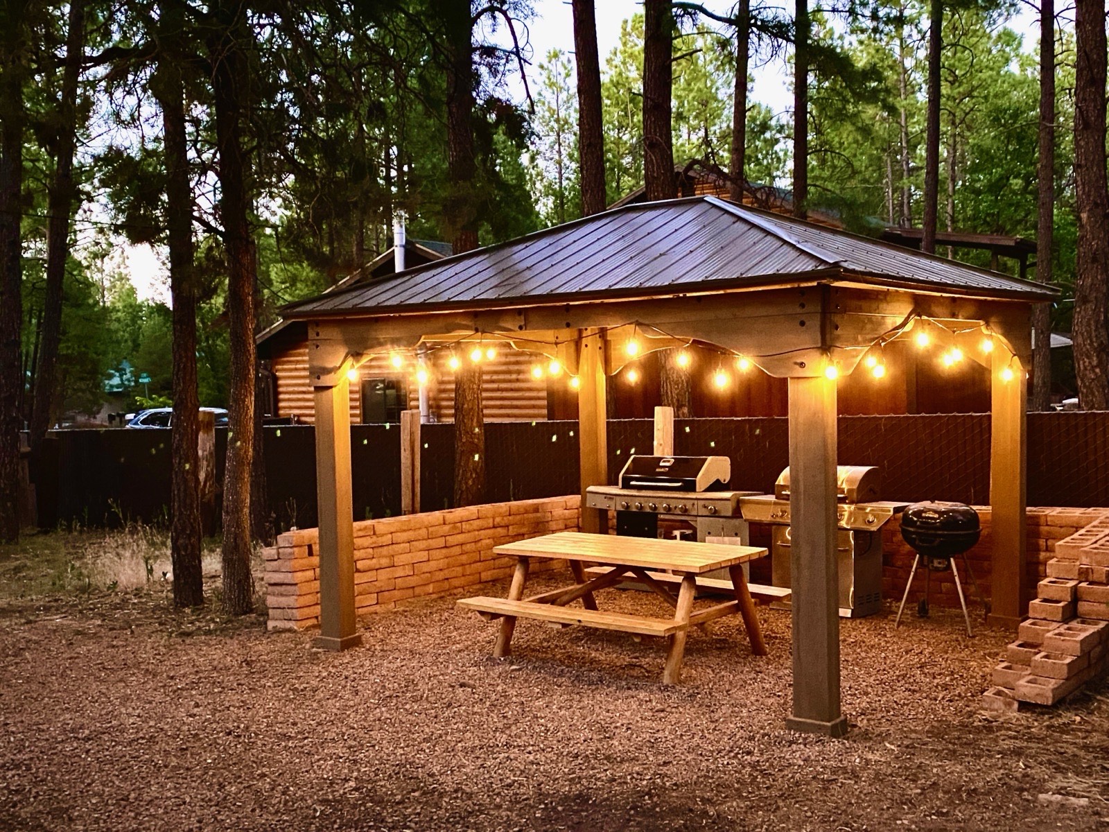 Gazebo and picnic area at Mohave Cabin