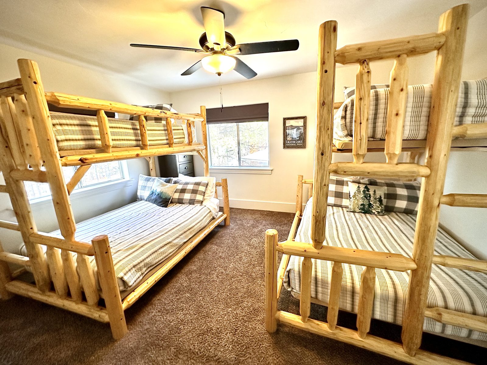 Parkway Lodge bunk room with log bunk beds